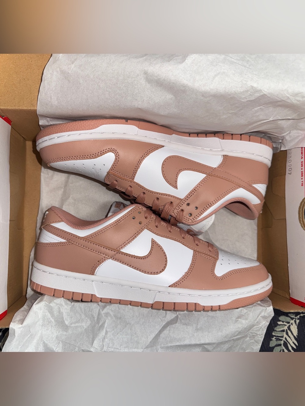 Nike Dunk Low White/Rose Whisper